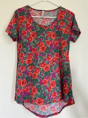 LuLaRoe Floral Classic Tee